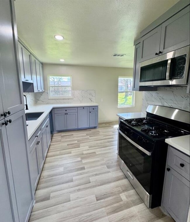 4414 Howcher St in Houston, TX - Building Photo - Building Photo