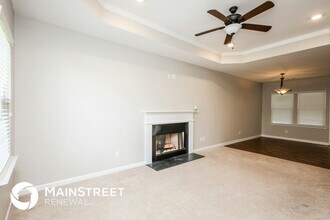 6234 Grand Fox Cir in Flowery Branch, GA - Building Photo - Building Photo