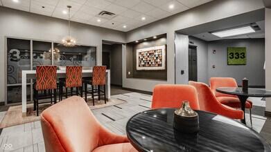 333 Massachusetts Ave in Indianapolis, IN - Building Photo - Building Photo