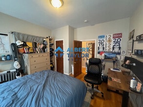 23 Tufts St, Unit 2 in Cambridge, MA - Foto de edificio - Building Photo