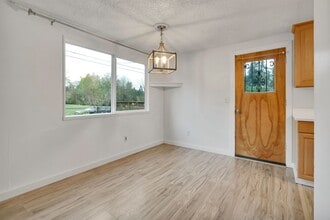 12215 2nd Ave S in Seattle, WA - Building Photo - Building Photo