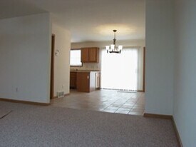 601 Nicolet Ave in Oshkosh, WI - Building Photo