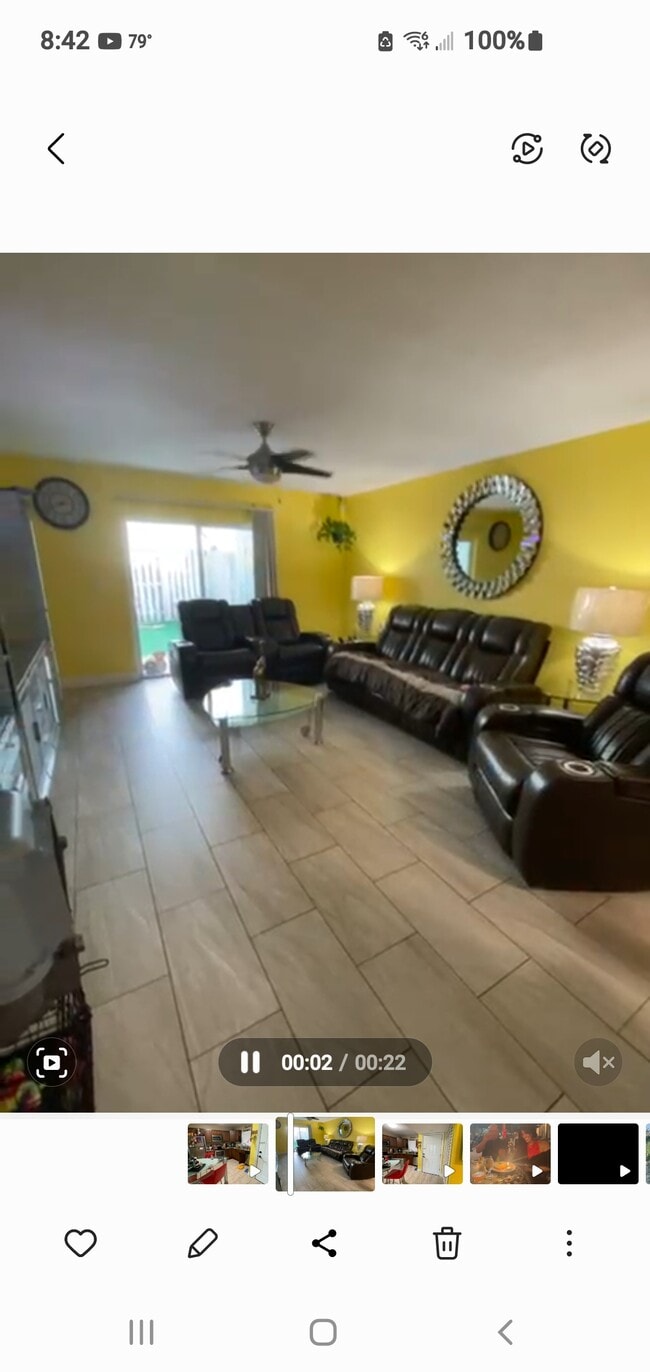 property at 2880 Somerset Park Dr