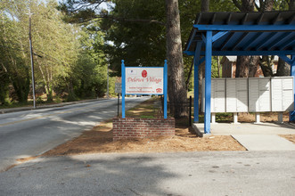 Delowe Village in Atlanta, GA - Building Photo - Building Photo