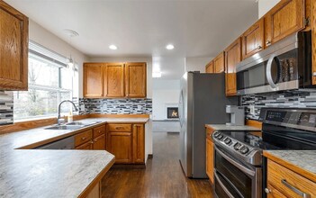 27800 20th Pl S in Federal Way, WA - Building Photo - Building Photo