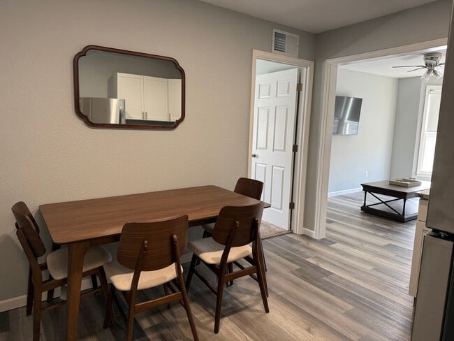 property at 19 1/2 S Jefferson Ave