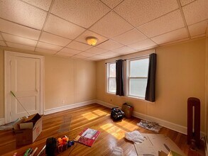 62 Brock St, Unit #2 in Boston, MA - Building Photo - Building Photo