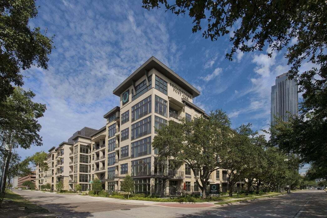 Broadstone Post Oak in Houston, TX - Foto de edificio