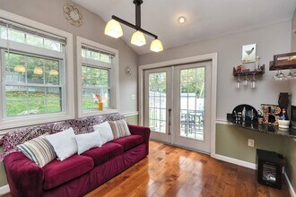 52 Jonathan Ln in Manchester, NH - Building Photo - Building Photo