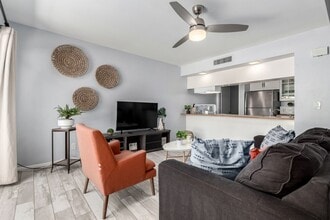 7120 E Wilshire Dr in Scottsdale, AZ - Building Photo - Building Photo
