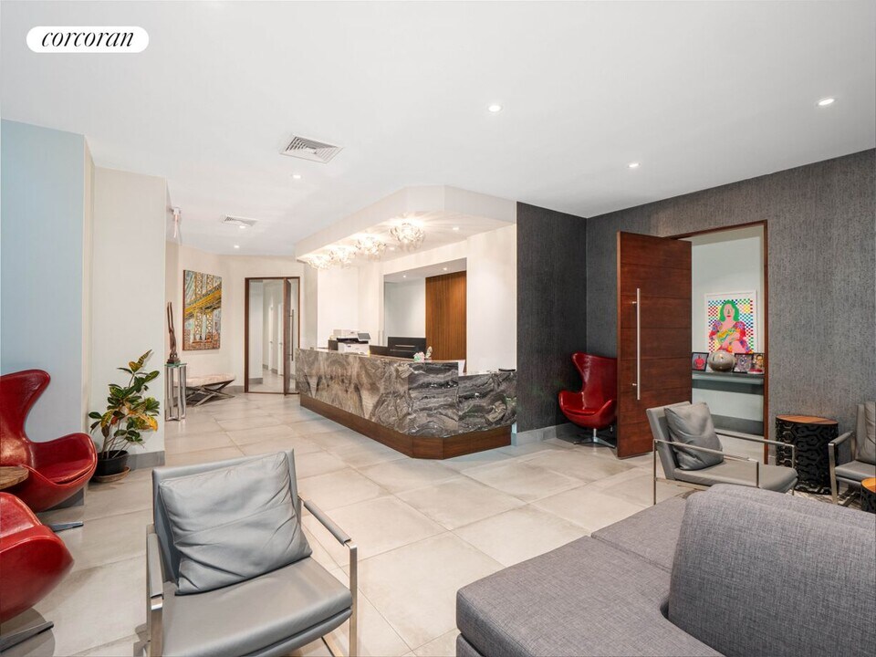 1755 York Ave in New York, NY - Building Photo