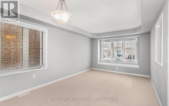 261 GLEAVE Ter in Milton, ON - Building Photo - Building Photo