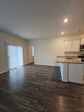 304 Forestbrook Cove Cir in Myrtle Beach, SC - Foto de edificio - Building Photo