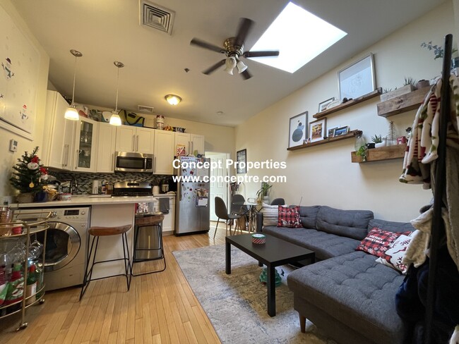 243 Northampton St, Unit 4 in Boston, MA - Building Photo - Building Photo