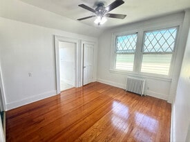 228 Saratoga St in Cohoes, NY - Building Photo