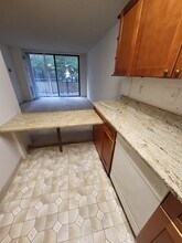 5225 Pooks Hill Rd, Unit 205-S in Bethesda, MD - Building Photo - Building Photo