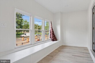 944 W Lycoming St in Philadelphia, PA - Building Photo - Building Photo