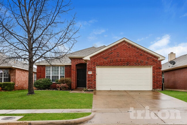 property at 13124 Settlers Trail