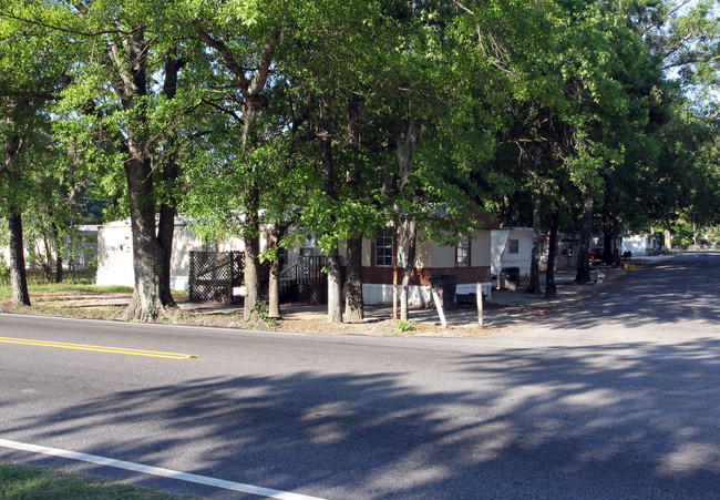 7327 Stall Rd in Charleston, SC - Foto de edificio - Building Photo