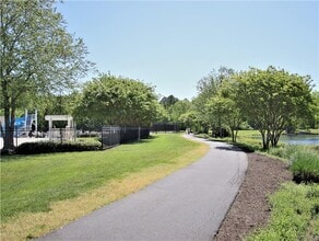 4706 Twin Hickory Lake Dr in Glen Allen, VA - Building Photo - Building Photo