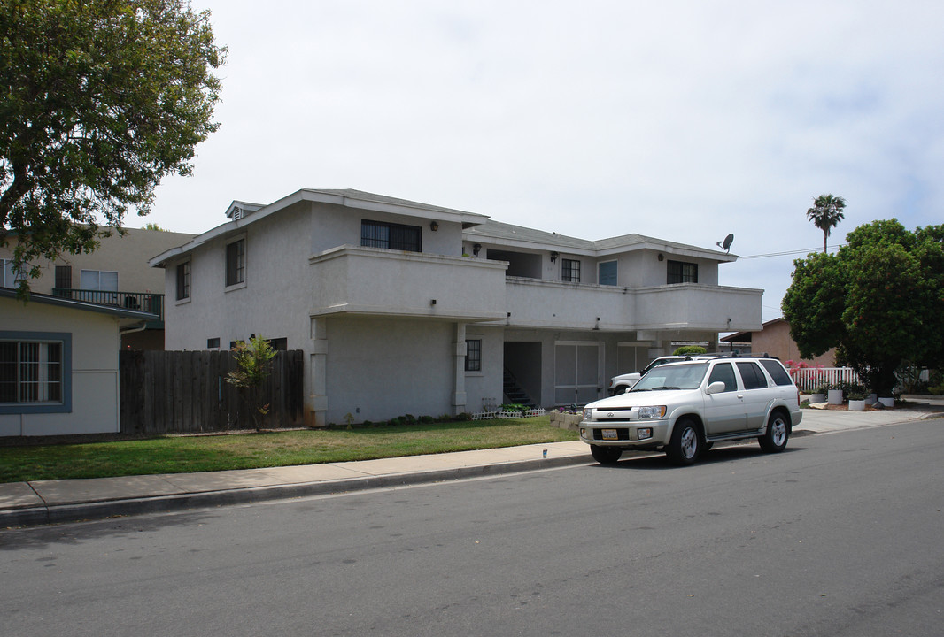 408-414 Delaware St in Imperial Beach, CA - Building Photo