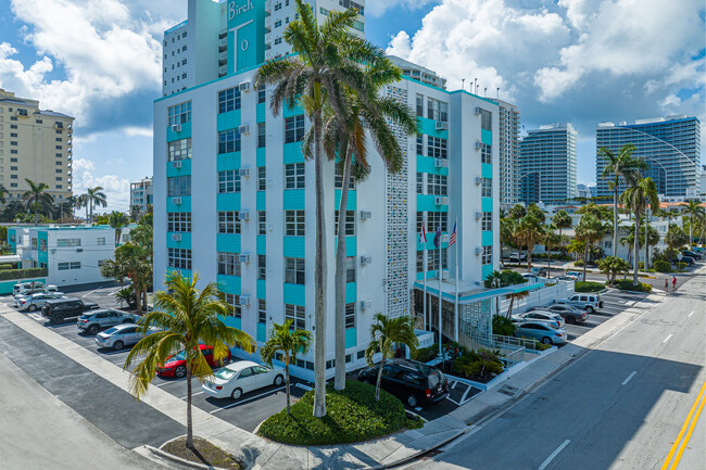 Birch Square Condos in Fort Lauderdale, FL - Building Photo - Building Photo