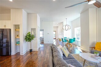 1119 Victory Dr SW in Atlanta, GA - Building Photo - Building Photo