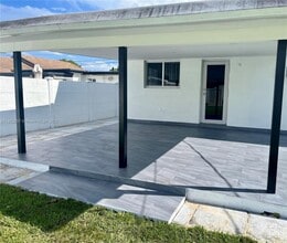 7113 SW 21st St in Miami, FL - Building Photo - Building Photo