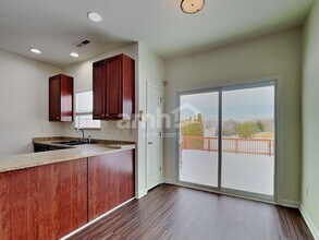 547 Rockbridge Dr in Kernersville, NC - Building Photo - Building Photo