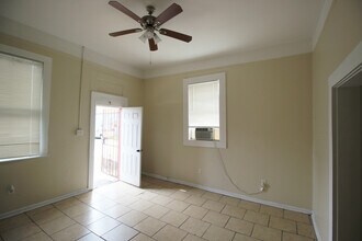 2400 Dumaine St in New Orleans, LA - Building Photo - Building Photo