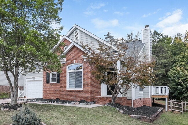 13839 Poppleton Ct
