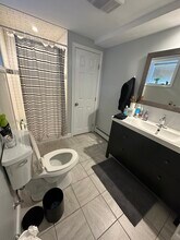 65 Sherry Ave in Bristol, RI - Building Photo - Building Photo