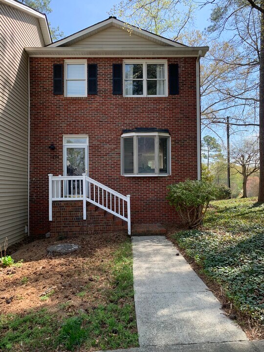 1295 Minhinette Dr in Roswell, GA - Building Photo