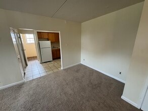 2 S Swarthmore Ave, Unit A1 in Ridley Park, PA - Building Photo - Building Photo
