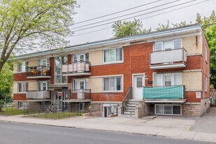 349 Sauvé Rue O in Montréal, QC - Building Photo