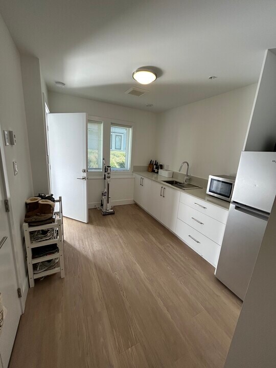 717 26th Av E in Vancouver, BC - Building Photo