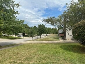 969 Ridgebrook Rd in Lexington, KY - Building Photo - Building Photo