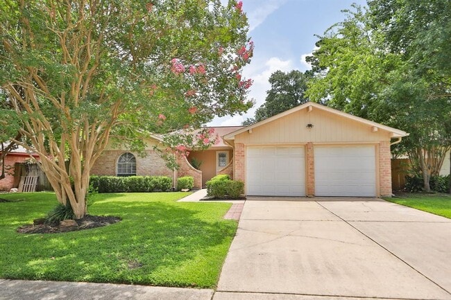 property at 15822 Whipple Tree Dr