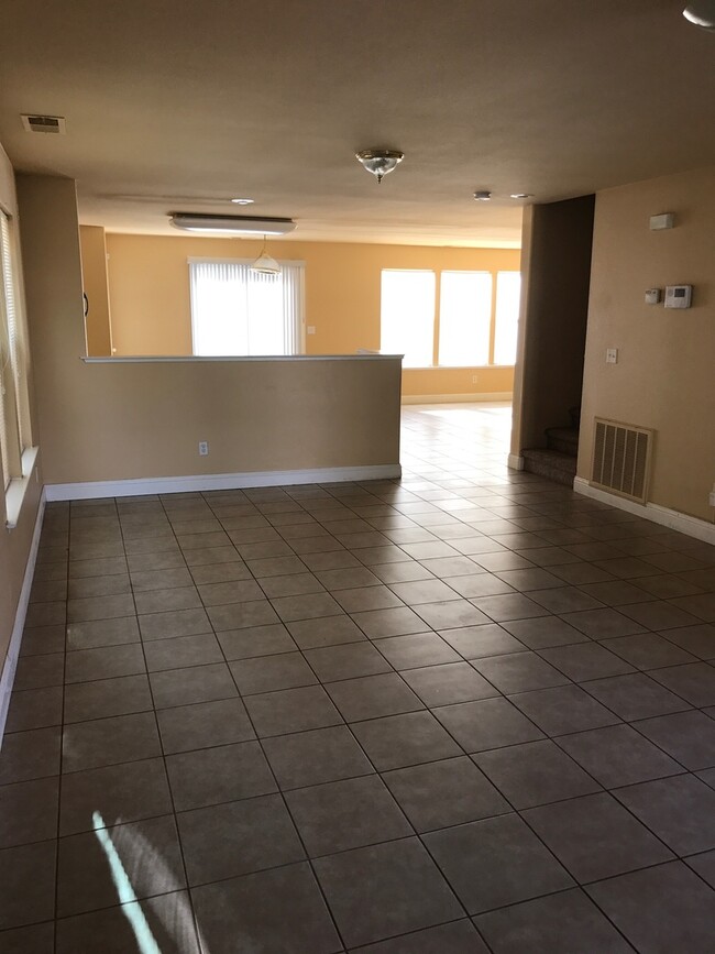 3745 Morning Dove Ave in Merced, CA - Building Photo - Building Photo