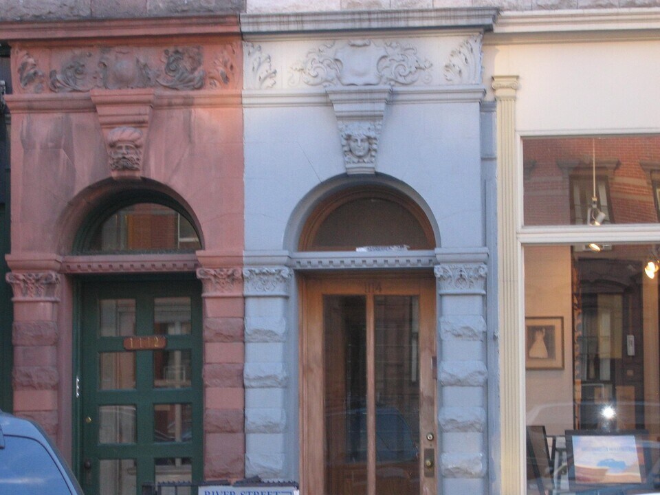 1114 Washington St in Hoboken, NJ - Building Photo