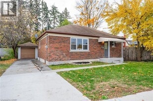 163 Ottawa St N in Kitchener, ON - Building Photo