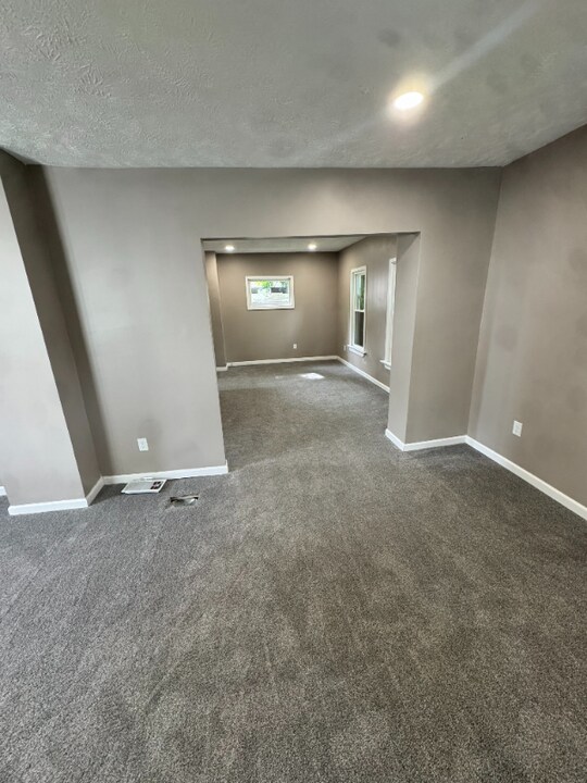 3876 W 18th St in Cleveland, OH - Building Photo