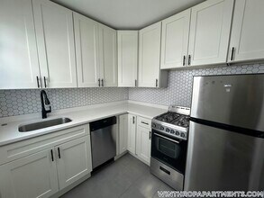 90 Winthrop Shore Dr in Winthrop, MA - Building Photo - Building Photo