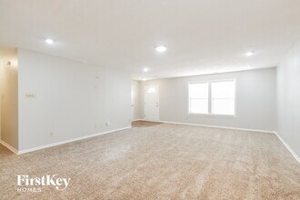 6633 Sonesta Dr in Indianapolis, IN - Building Photo - Building Photo