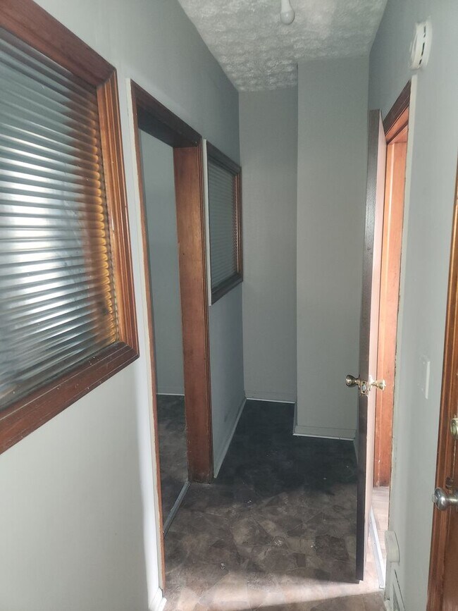 195 Lewis St in Rochester, NY - Building Photo - Building Photo