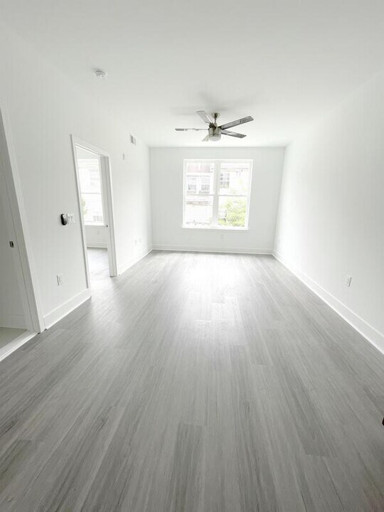 6036 Market St Photo