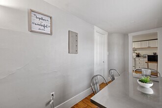 23 Portsmouth Ave in Exeter, NH - Building Photo - Building Photo