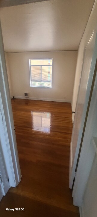 338 Portland Ave in Oakland, CA - Building Photo