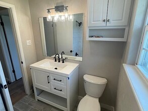 1117 W Woodlane Dr in Midwest City, OK - Building Photo - Building Photo