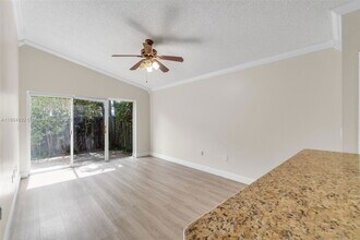 14761 SW 156th Ave in Miami, FL - Building Photo - Building Photo
